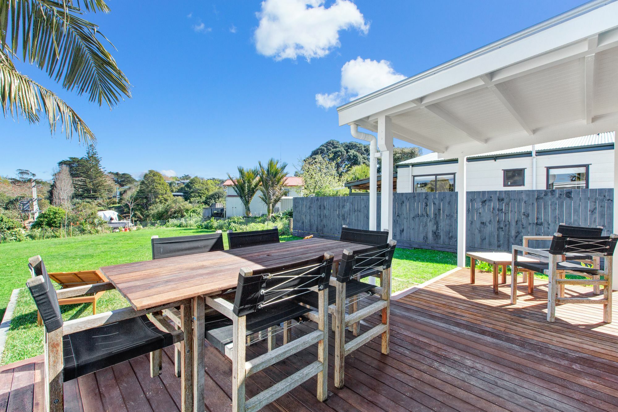 The Little Blue Bach In Oneroa Village By Waiheke Unlimited 외부 사진